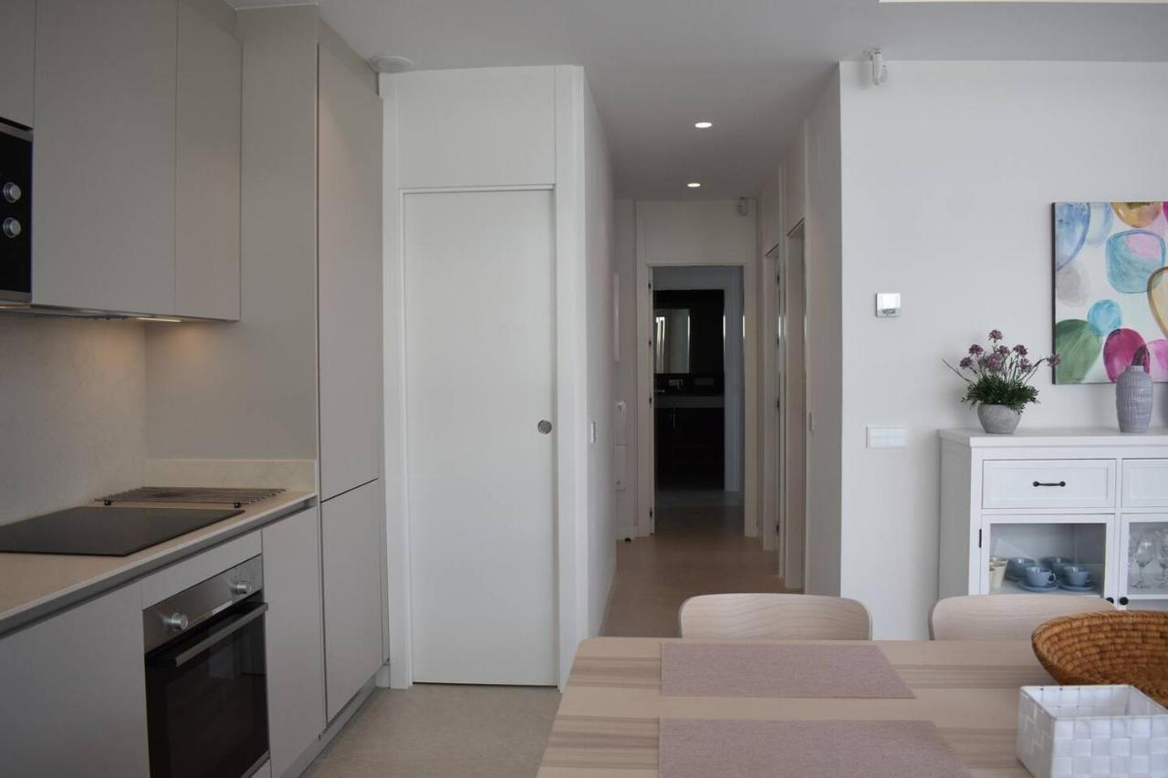 Luxury Complex Beachfront Apartment, Infinity Pool, Sauna, Gym And Large Terrace Torremolinos Exteriör bild